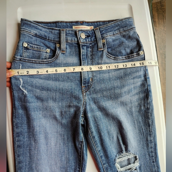 Levi's 725 High Rise Boot Cut Jeans Women's Denim Stretch Medium Blue 27. - Picture 6 of 17